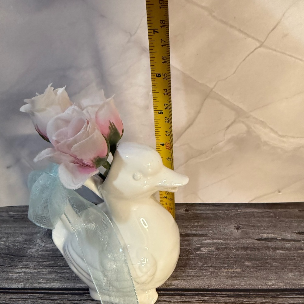 Vintage White Duck Creamer Made in Japan Easter Decor - Picture 5 of 7